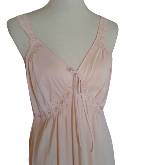Vintage - 1950's Peach Nylon Peignoir Set - Picture 4 of 9